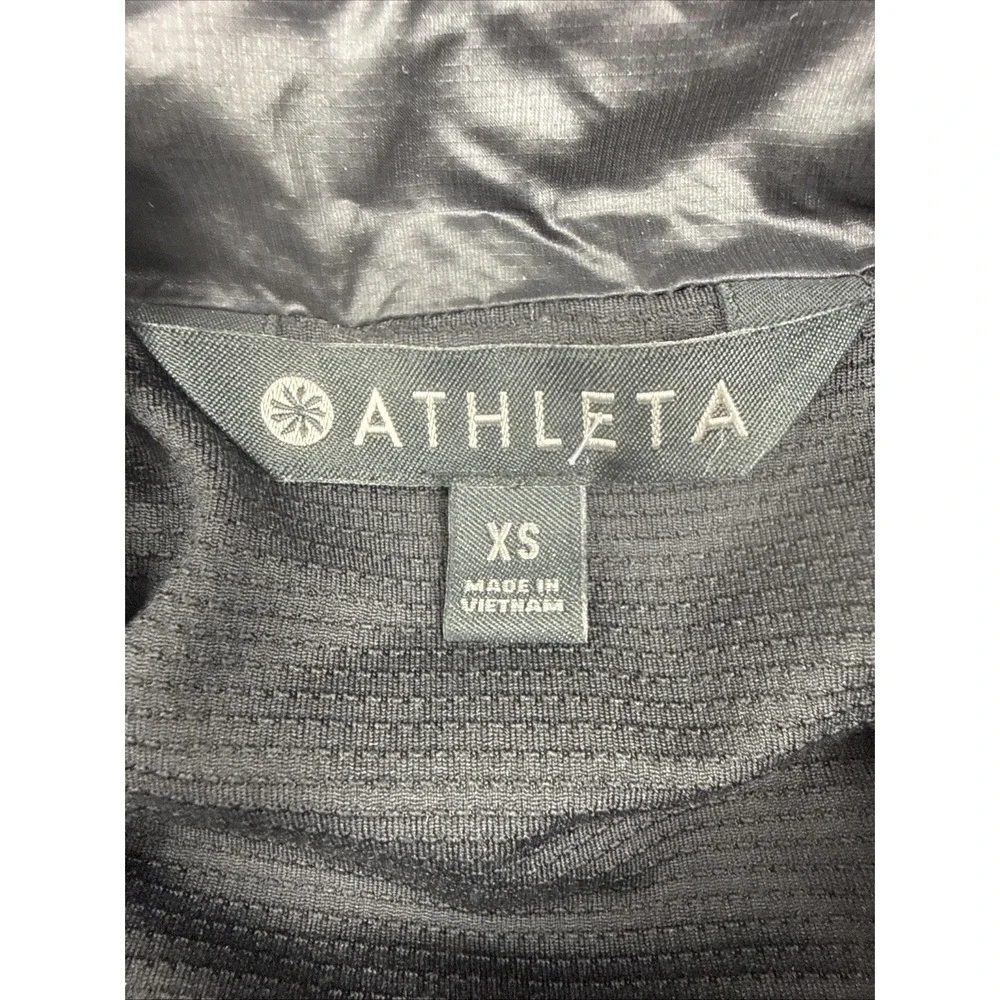 Athleta Rock Ridge Puffer Jacket Women XS PRIMALOFT Quilted Thumb Hole Hood NICE
